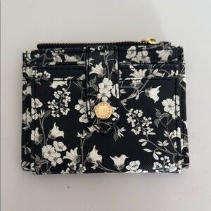 Steve Madden Black and White Floral Wallet